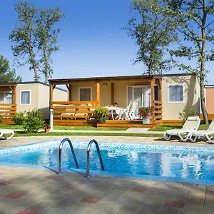 4* Parque de vacaciones Maistra Valkanela Mobile Homes